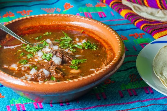 birria consomé